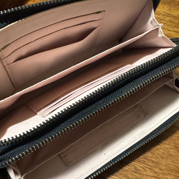 RACHEL Rachel Roy Textured Black Leather Wallet with pink interior - Picture 3 of 5